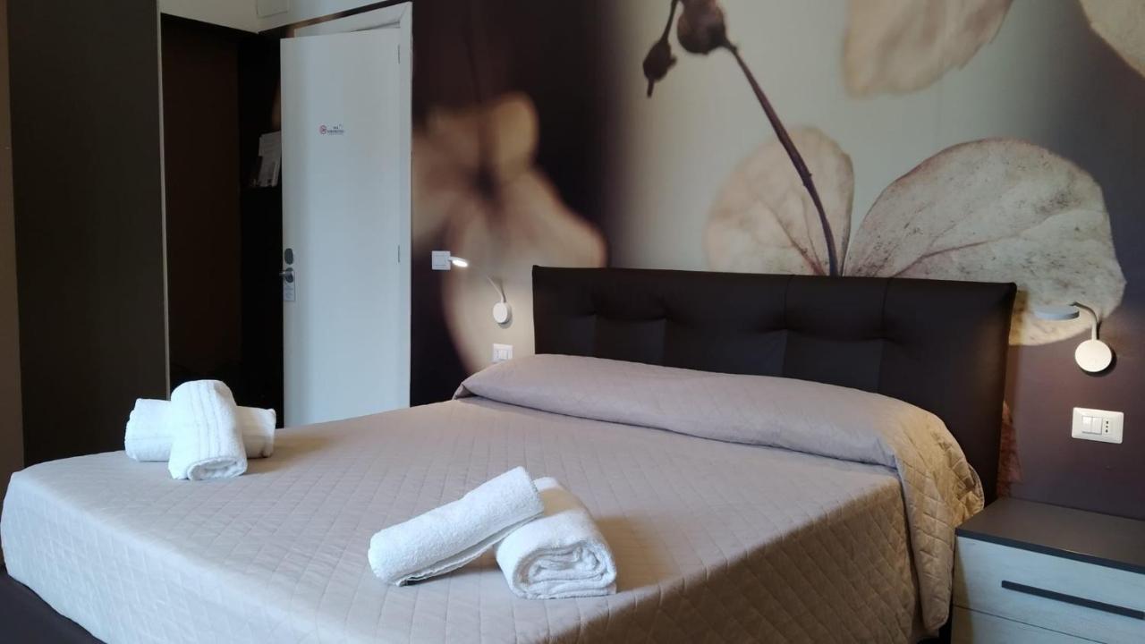 Cconforthotels R&B Central Rooms Bari Zewnętrze zdjęcie