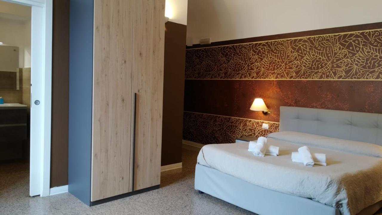 Cconforthotels R&B Central Rooms Bari Zewnętrze zdjęcie