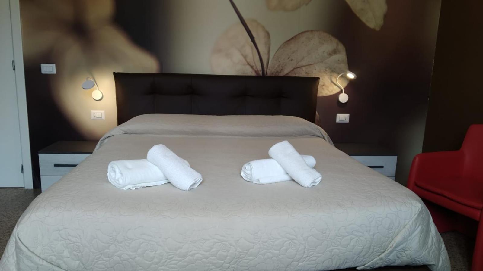 Cconforthotels R&B Central Rooms Bari Zewnętrze zdjęcie